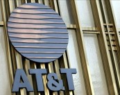 La firma de Dallas (Texas) se anotó entre enero y marzo pasados un beneficio neto de 70 centavos de dólar por acción, frente a los 67 centavos de dólar por título del año precedente, cuando sus ganancias se situaron en 3.700 millones de dólares. EFE/Archivo