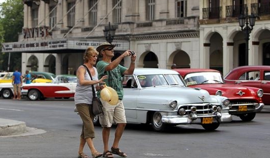 Cuba_mercado_turistico.jpg (533×312)