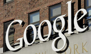Vista del logotipo de Google, en la sede de su empresa en Nueva York (Estados Unidos). EFE/Archivo